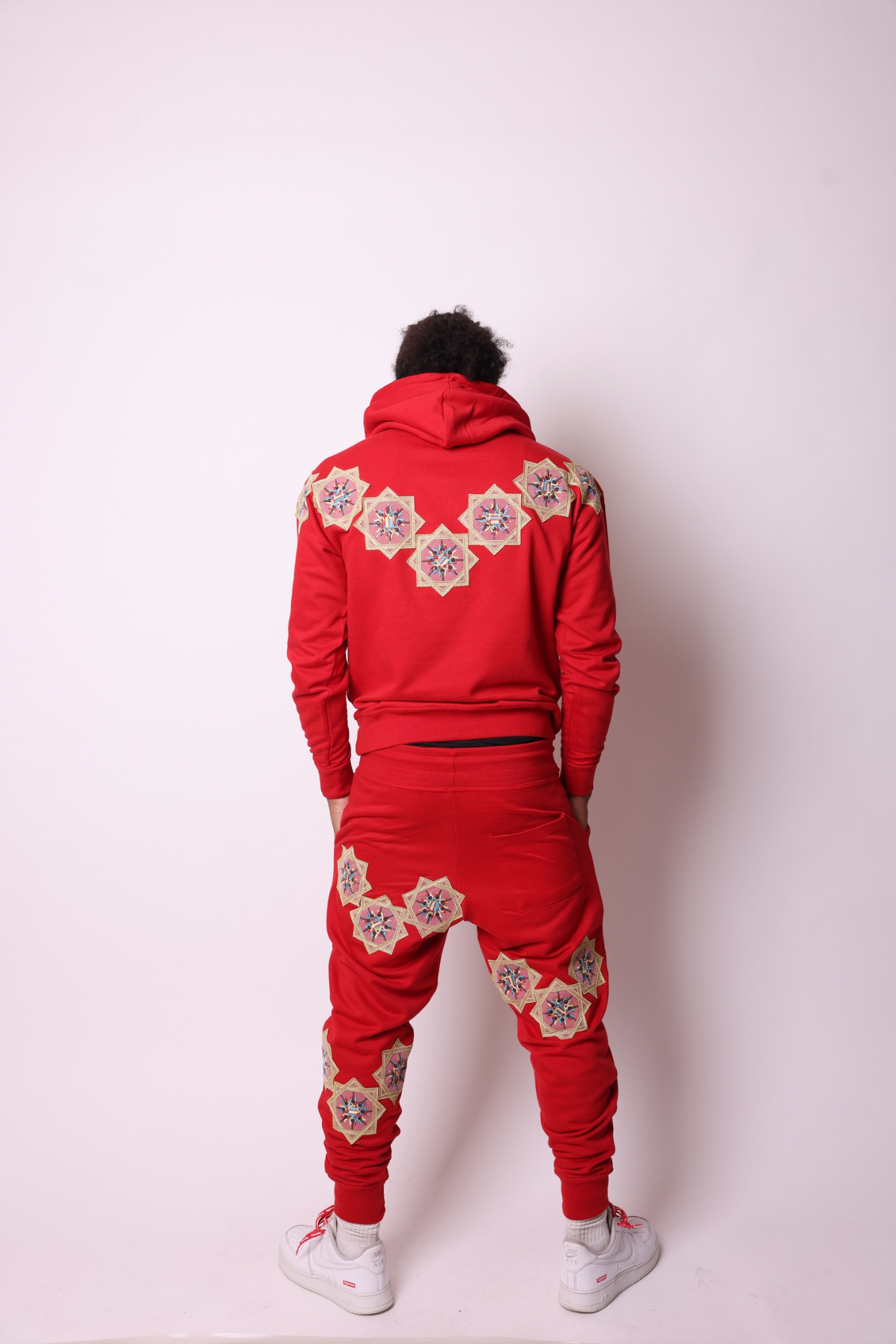 Suns Up Red Set